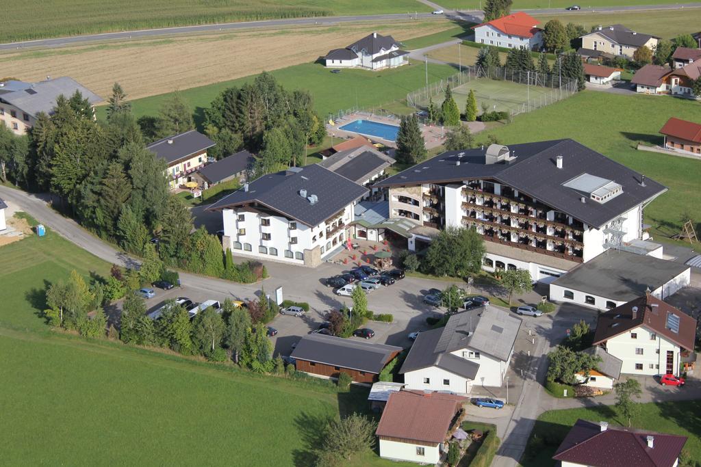 Hotel Lohninger-Schober Sankt Georgen im Attergau Exteriér fotografie