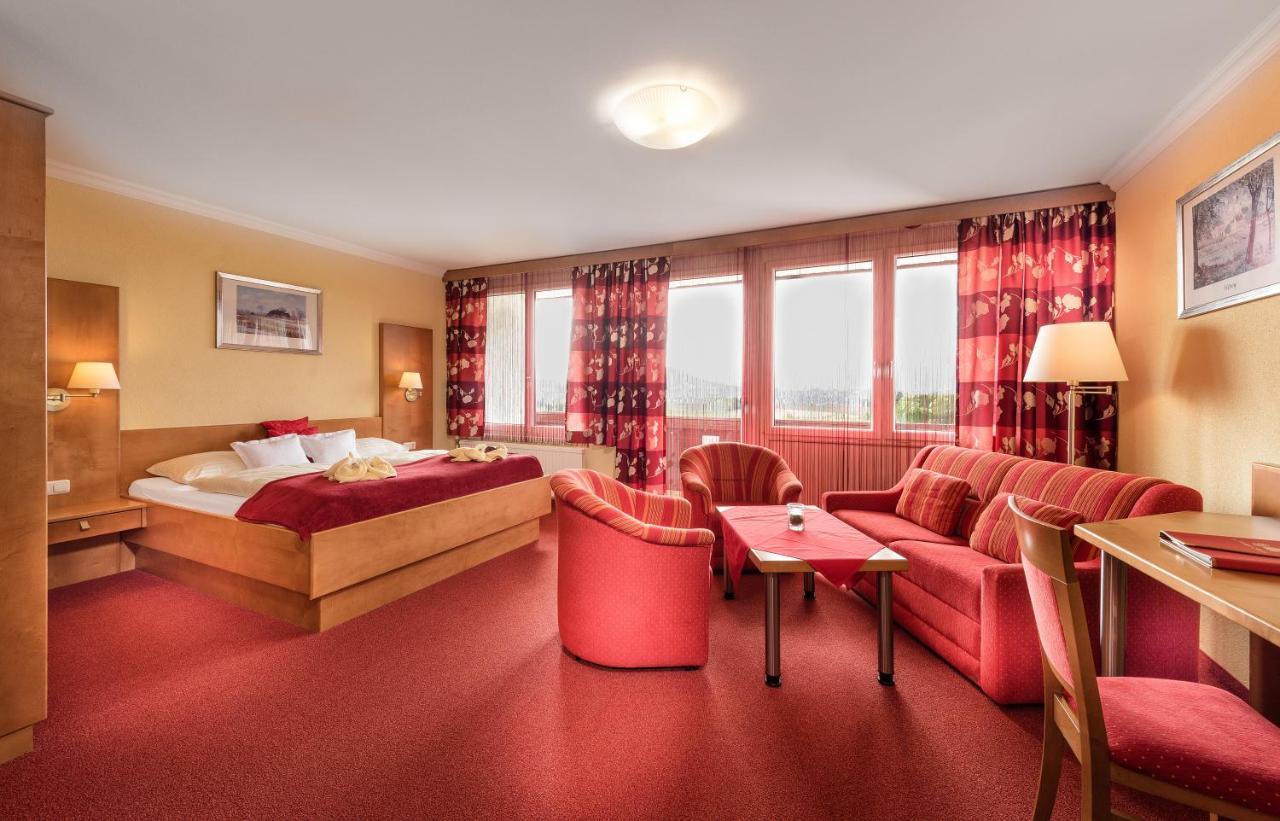 Hotel Lohninger-Schober Sankt Georgen im Attergau Exteriér fotografie